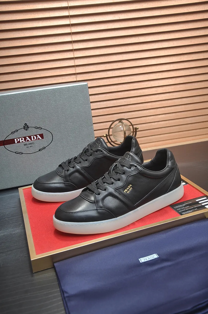 Men's shoes 💰580💶 [PRADA] Top original items, new seasonal styles, high-quality original items, top-grade high-mercerized cowhide combined with original breathable fabric + imported glue, imported stretch fabric inside with original cowhide feet, original thick outsole! Quality guaranteed! Code 38-45 (45 customized)